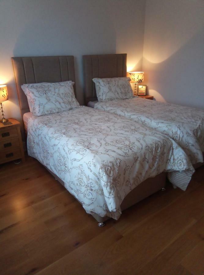 Bed and Breakfast Laurels à Oswestry Extérieur photo